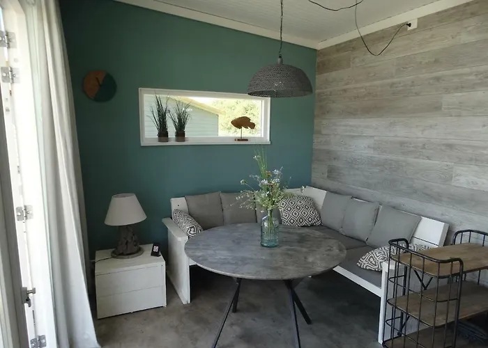 Lodge Beach Lodges Oostvoorne *